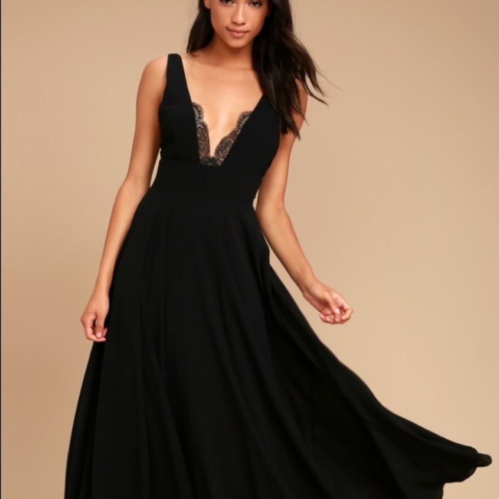 Lulu’s Black‎ Tie Black Maxi Dress
